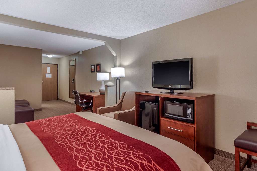 Comfort Inn & Suites Hays I-70 Habitación foto